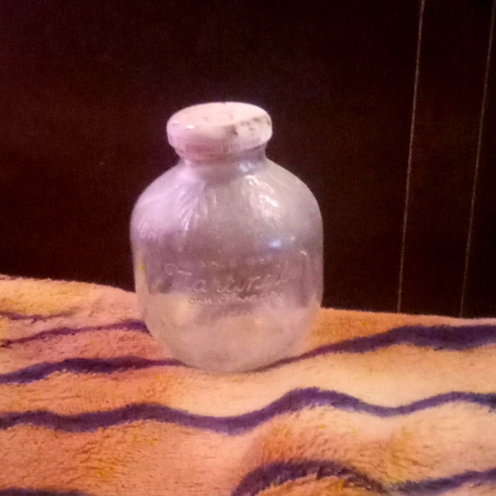 1868 Marten Ellie's gold medal apple juice (296mL)